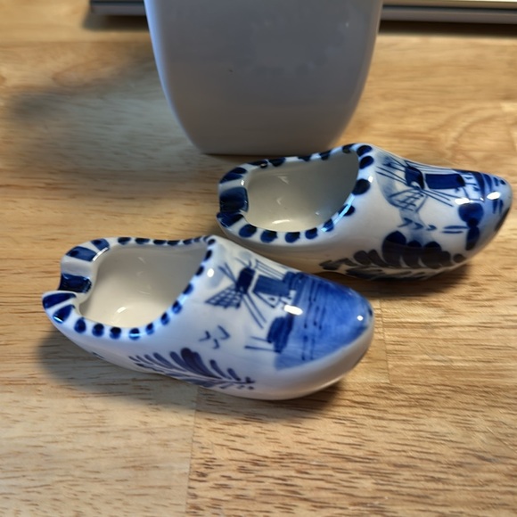 Delfts Blue Ashtray Holders - Picture 3 of 8